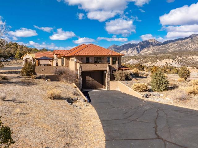 House for sale in Rifle, Garfield County