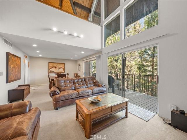 Condo for sale in Cedar Glen, California
