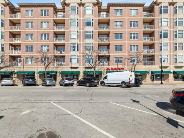 Condo for sale in Franklin Park, Illinois