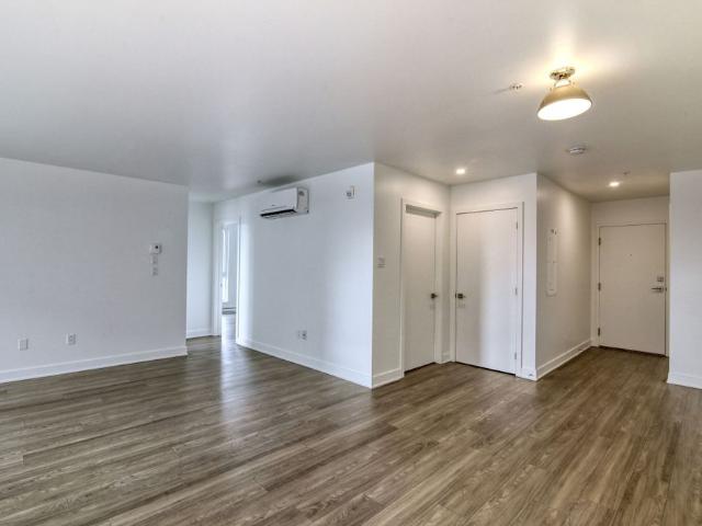 Apartment for rent in St. Leonard's, Quebec