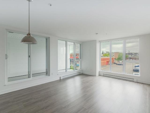 Apartment for rent in St. Leonard's, Quebec