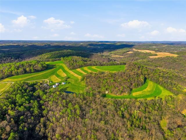 House for sale in Clarksburg, Pennsylvania