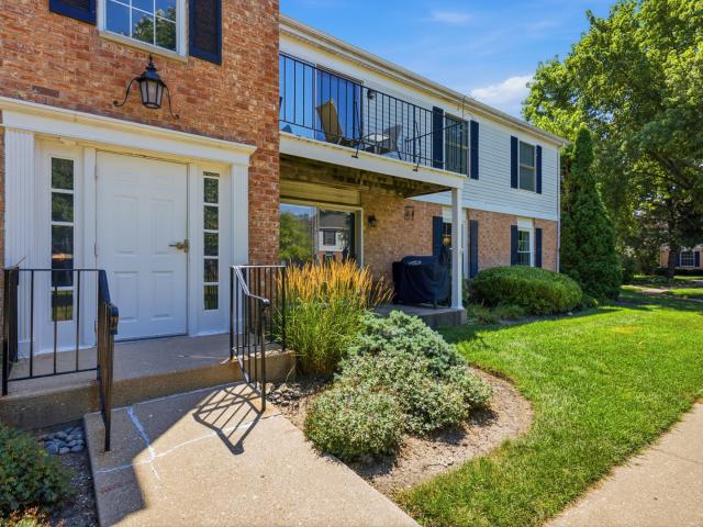 Condo for sale in Mchenry, Illinois