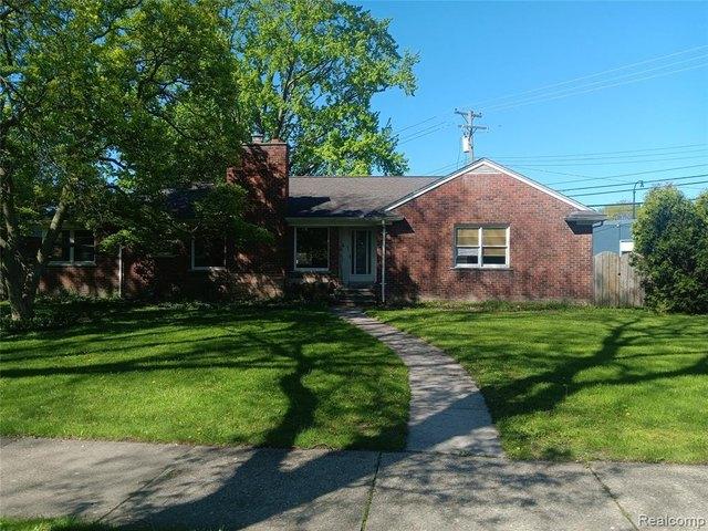 House for sale in Grosse Pointe, Michigan