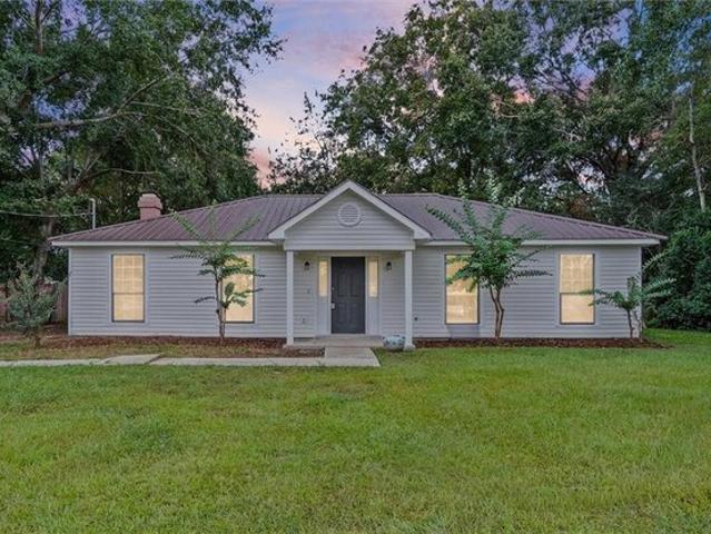 House for sale in Semmes, Mobile County