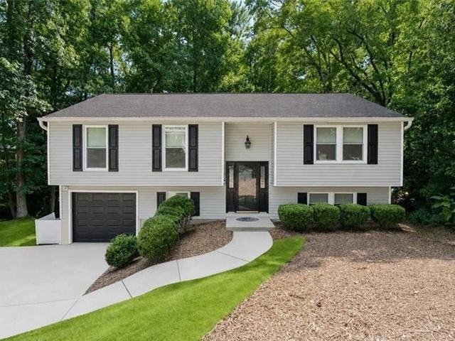 House for sale in Roswell, Georgia