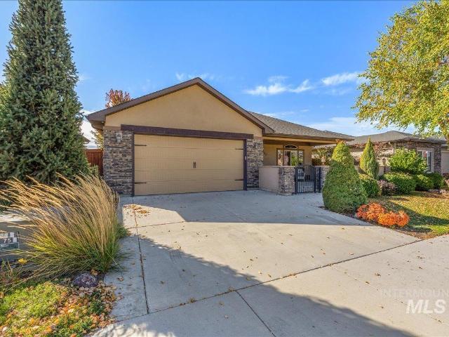 House for sale in Parkstone, Star