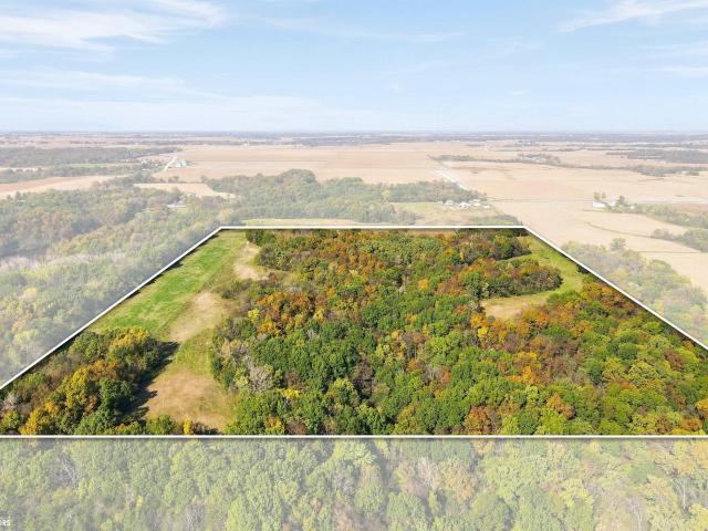 Land for sale in Kossuth, Mediapolis