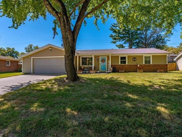 House for sale in Henderson, Henderson County