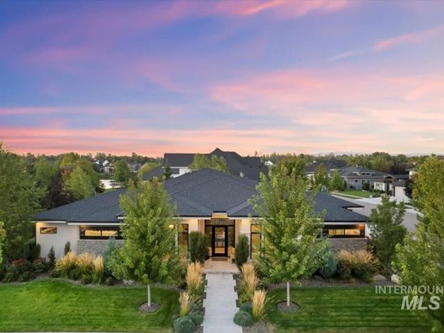 House for sale in Eagle, Idaho