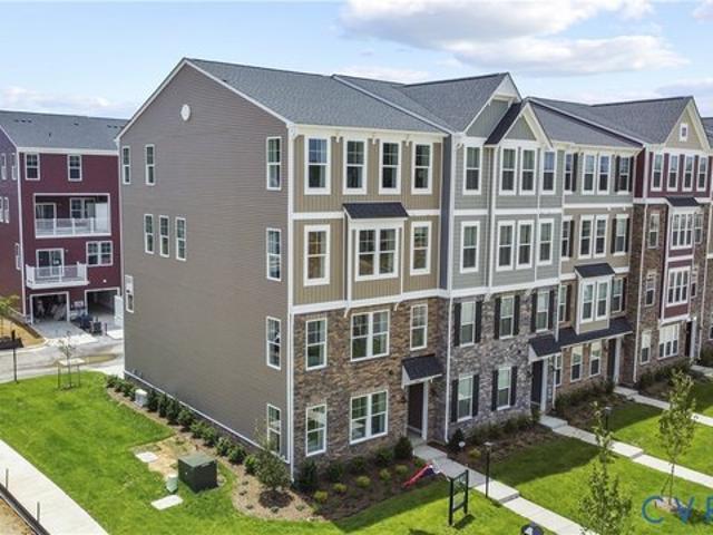 Condo for sale in Virginia