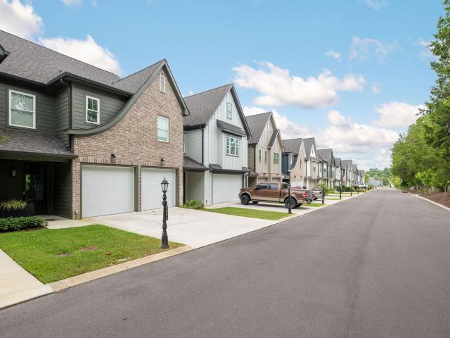 Townhouse for sale in Collegedale, East Tennessee