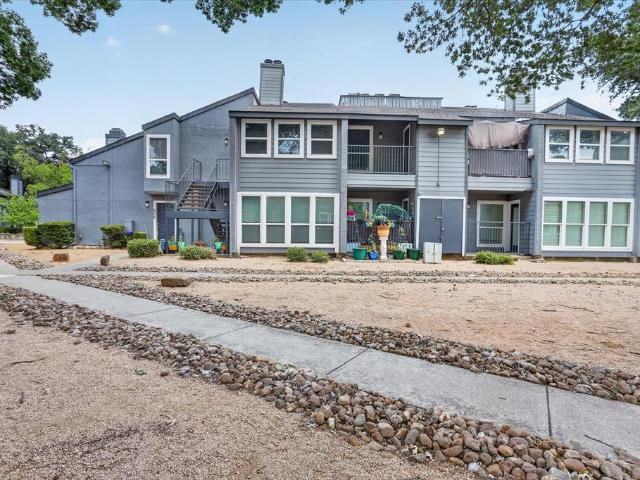 Condo for sale in Dallas, Texas