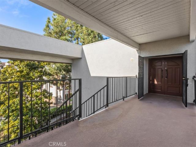 Condo for sale in Laguna Woods, Orange County