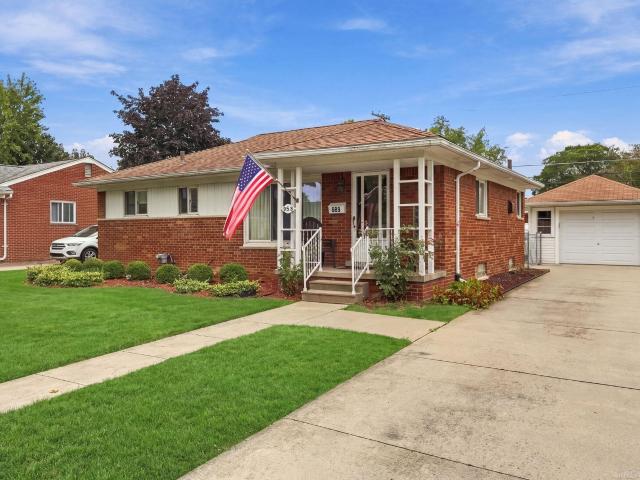 House for sale in Mount Clemens, Michigan