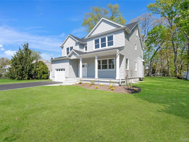 House for sale in Bohemia, New York