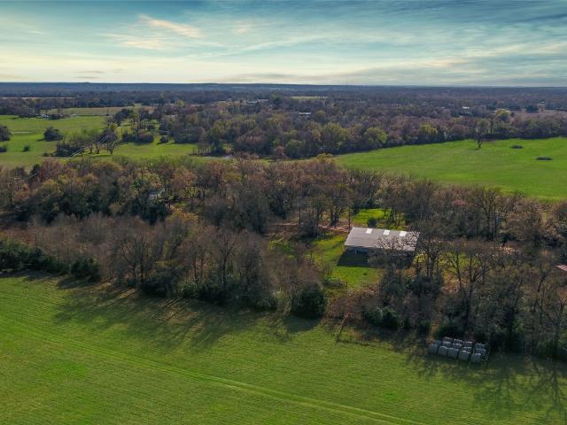 House for sale in Milam, Texas