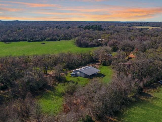 House for sale in Milam, Texas