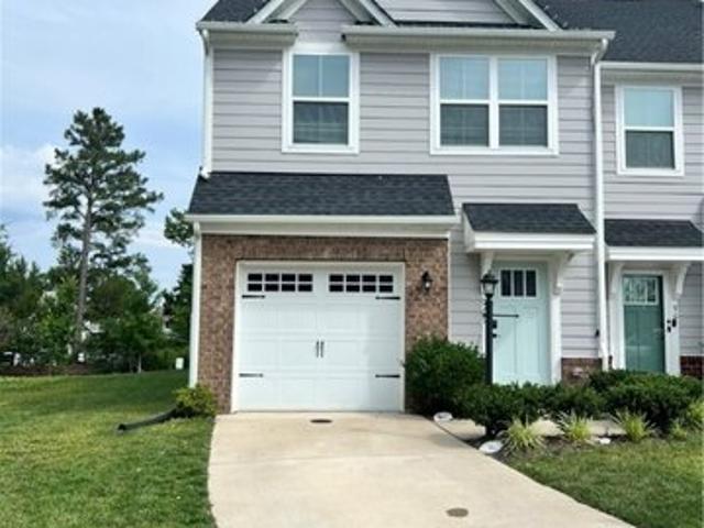 Townhouse for sale in Virginia