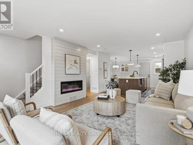 Townhouse for sale in Arva, Ontario