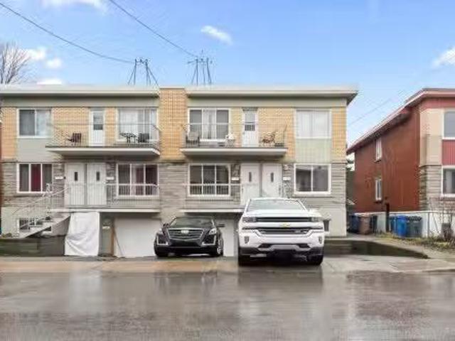 House for sale in Laval-des-rapides, Quebec