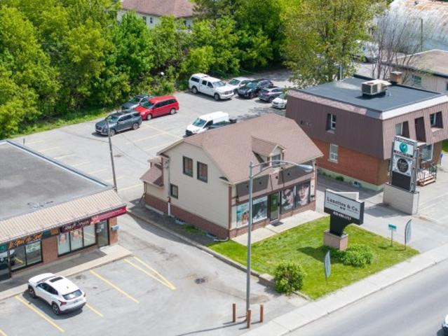 Commercial for sale in Sainte-Thérèse, Laurentides