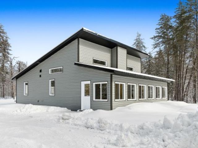 House for sale in La Vallée-de-la-gatineau, Quebec