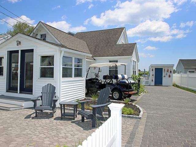 House for sale in Old Saybrook, Lower Connecticut River Valley Planning Region