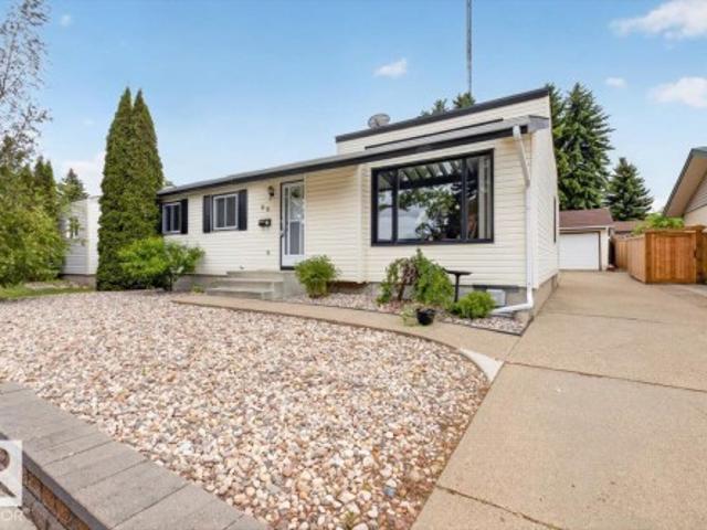 House for sale in Sherwood Park, Alberta