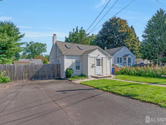 House for sale in Middlesex, New Jersey