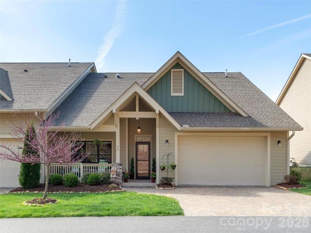Townhouse for sale in Hendersonville, North Carolina
