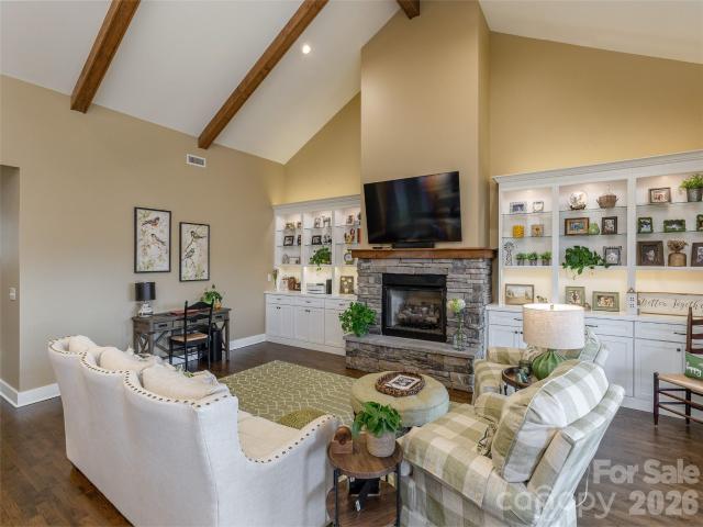 Townhouse for sale in Hendersonville, North Carolina