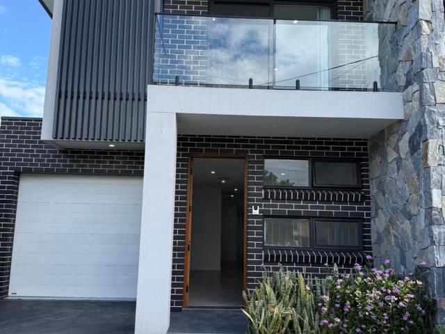 Apartment for rent in Canley Heights, Sydney