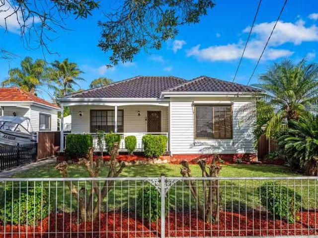 House for rent in Auburn