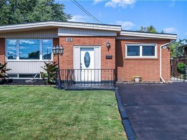 House for sale in Ancaster, Ontario