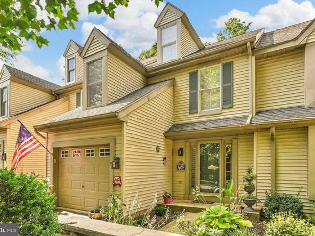 Townhouse for sale in Denver, Pennsylvania