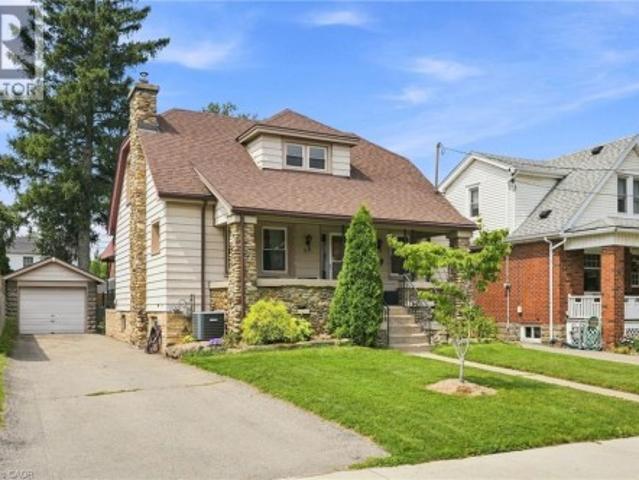 House for sale in Ancaster, Ontario