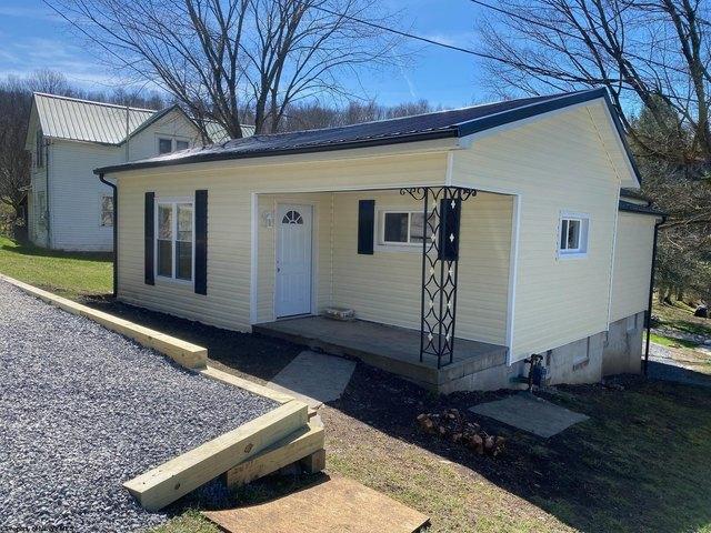 House for sale in Junior, West Virginia