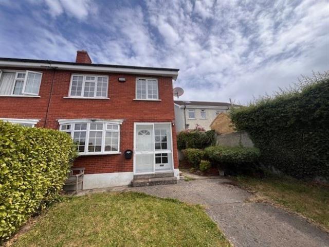 Detached House for sale in Bray, Wicklow