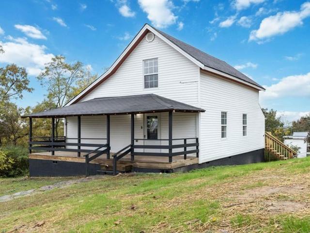 House for sale in Stearns, Kentucky
