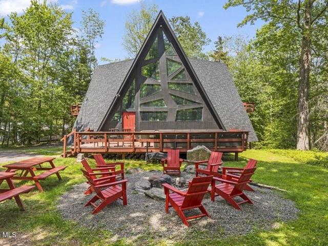 House for sale in East Jewett, New York