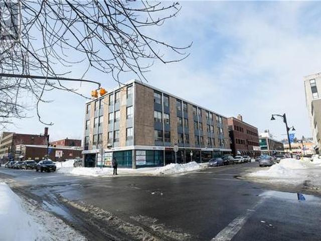 Commercial for rent in Wanup, Ontario