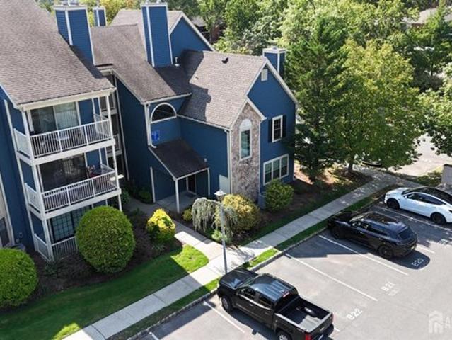 Townhouse for sale in East Brunswick, New Jersey