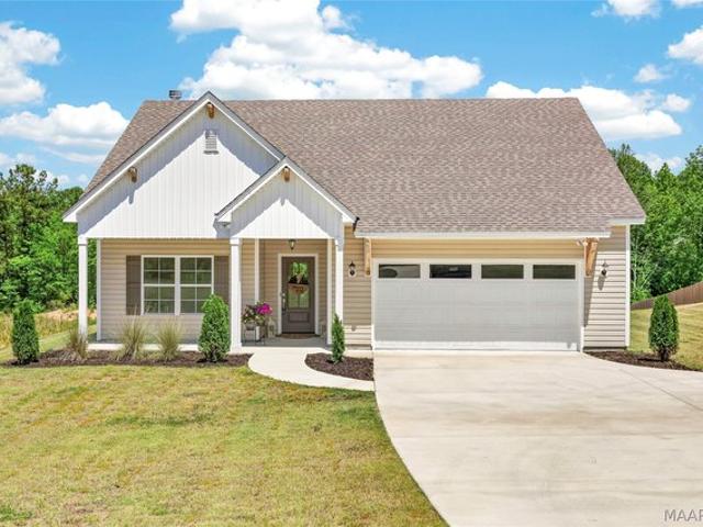 House for sale in Elmore, Alabama