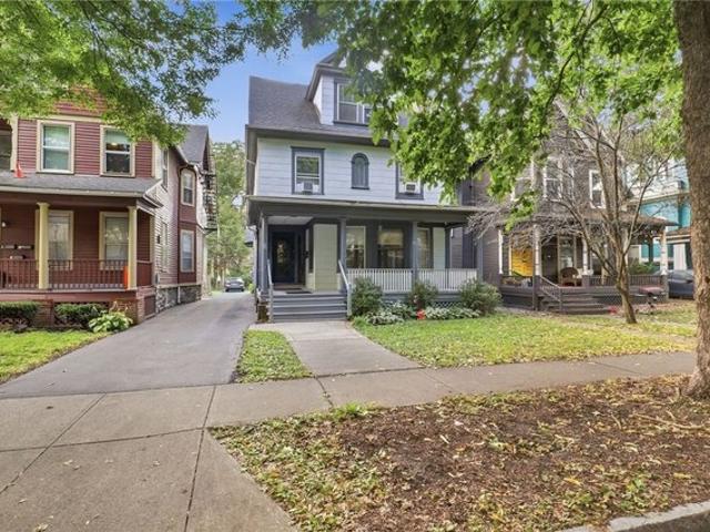 House for sale in Oak Hill, New York