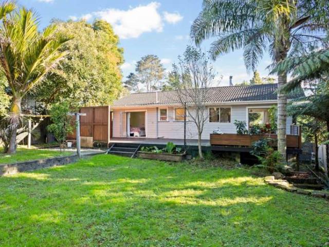 House for sale in Sunnyvale, Henderson-Massey