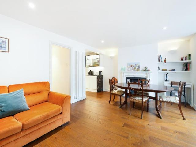 Apartment for rent in Shepherd's Bush, Greater London