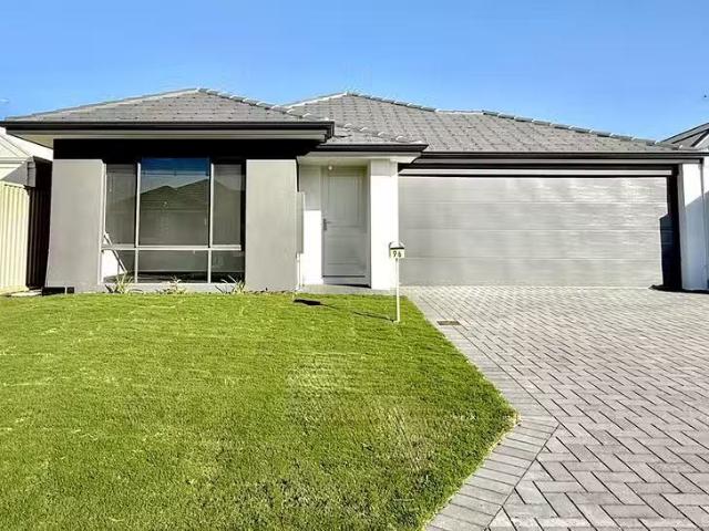 House for rent in Golden Bay
