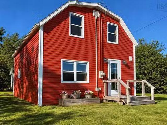 House for sale in Neils Harbour, Victoria County