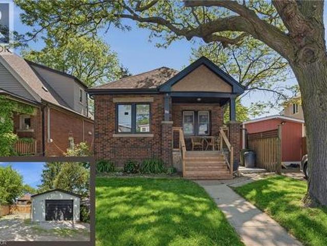 House for sale in Ancaster, Ontario